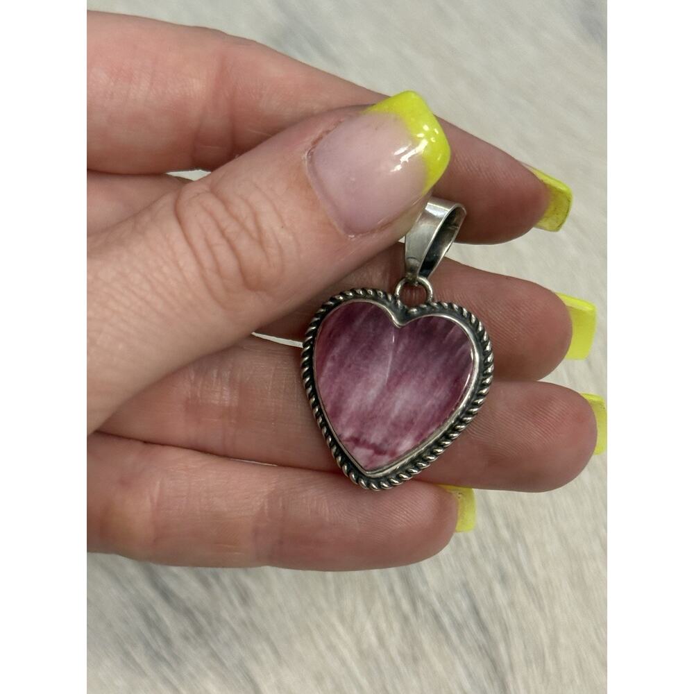 Native American E Willie D'Anz Sterling Silver Purple Spiny Heart Pendant Signed